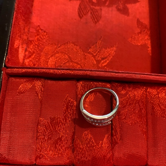 Ring(150$ up) add on free... - Picture 2 of 3